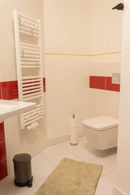Apartmán Free Garage Parking!!! Stylish Getaway In Prime Bratislava Location - By The Danube And Old Town Exteriér fotografie
