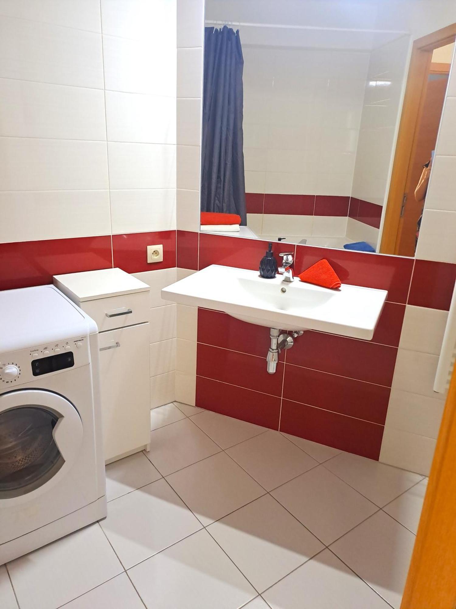 Apartmán Free Garage Parking!!! Stylish Getaway In Prime Bratislava Location - By The Danube And Old Town Exteriér fotografie